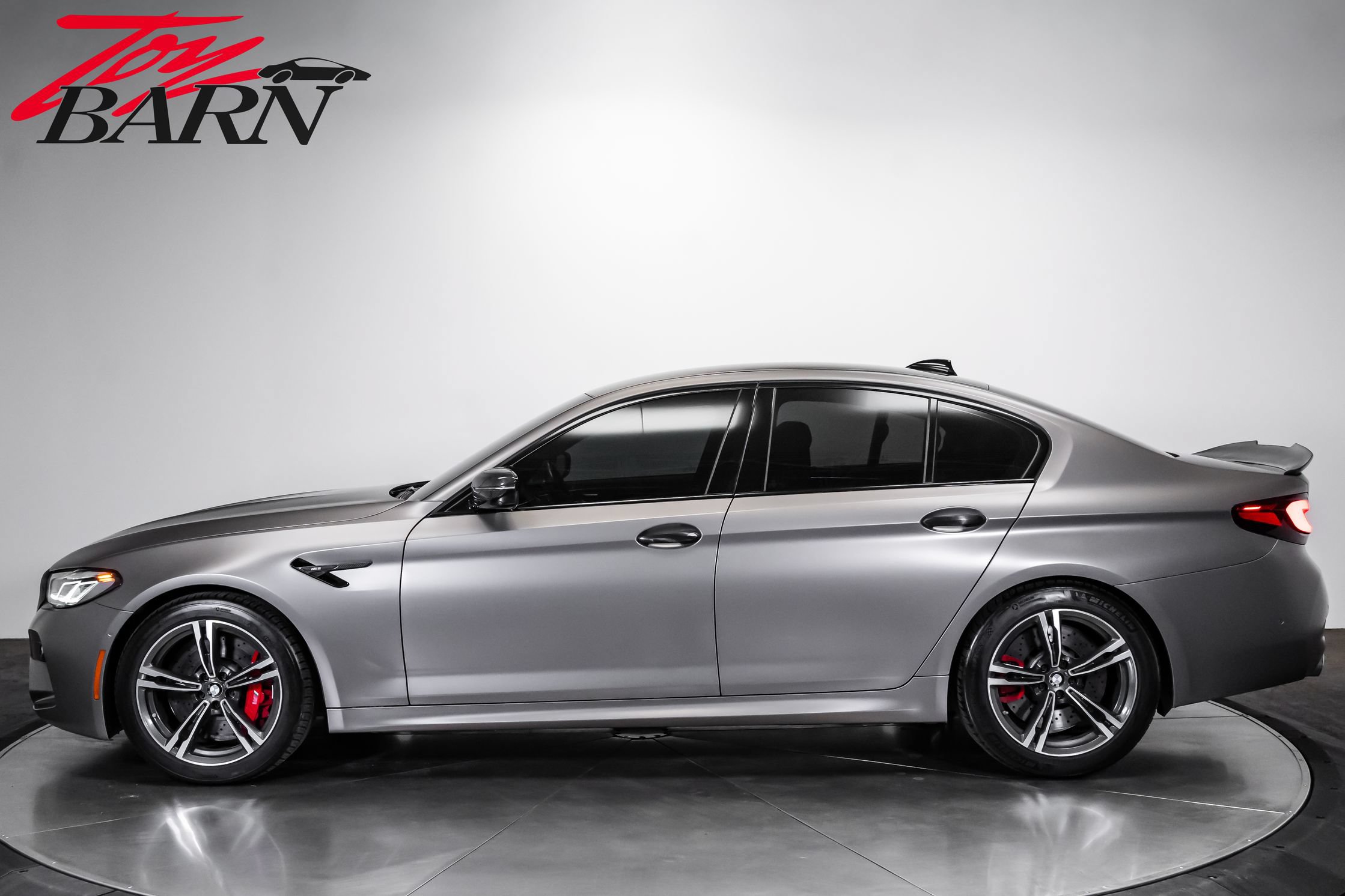 Used 2021 BMW M5 w/ Executive Package AWD/4WD video 2