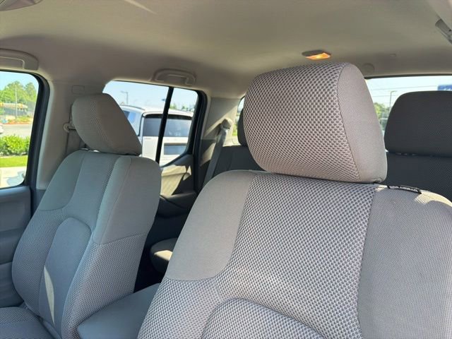 Used 2015 Nissan Frontier S RWD image 22