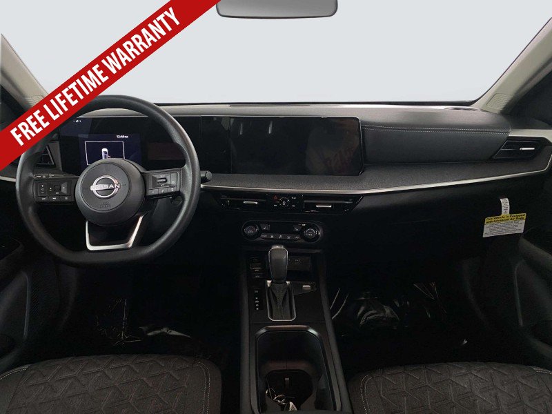 New 2026 Nissan Kicks SV w/ Cold Weather Package AWD/4WD image 16