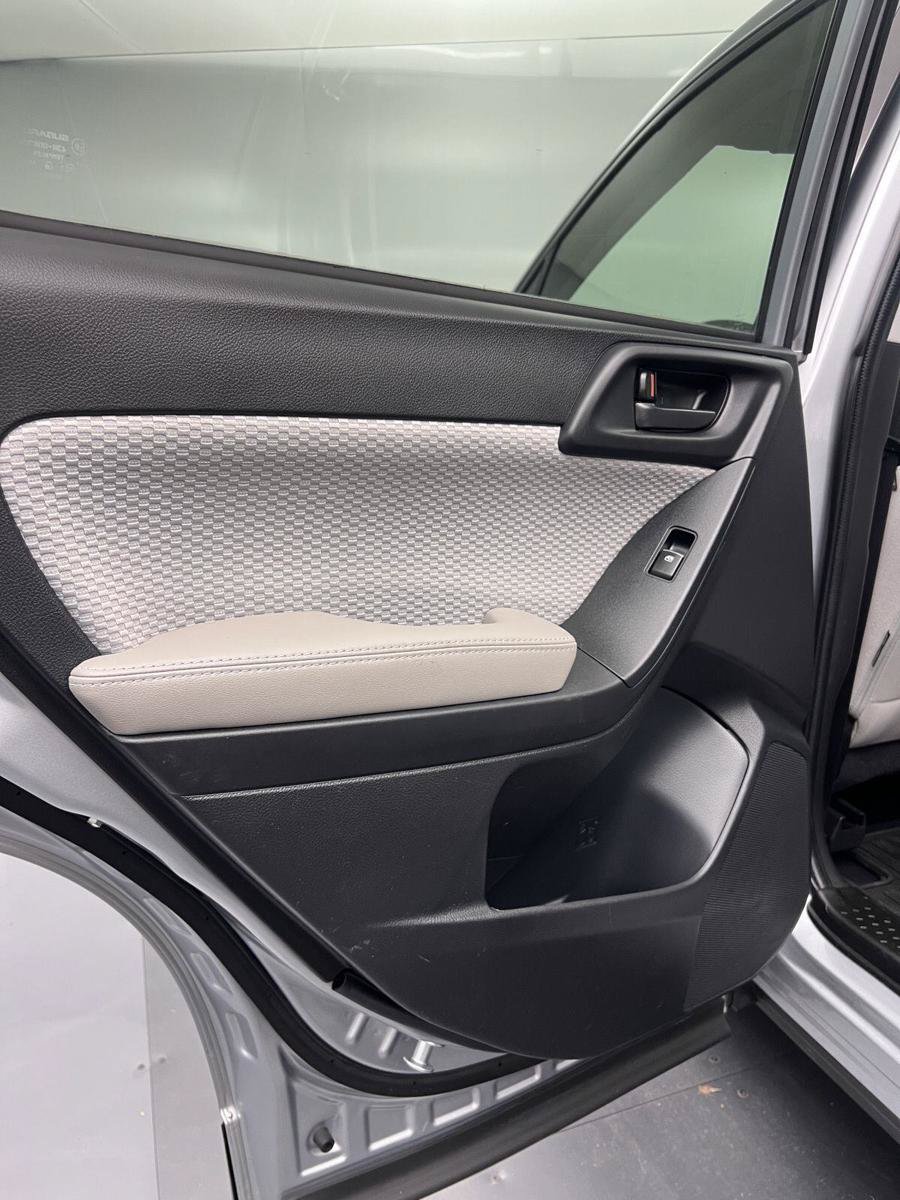 Used 2018 Subaru Forester 2.5i Premium AWD/4WD image 30