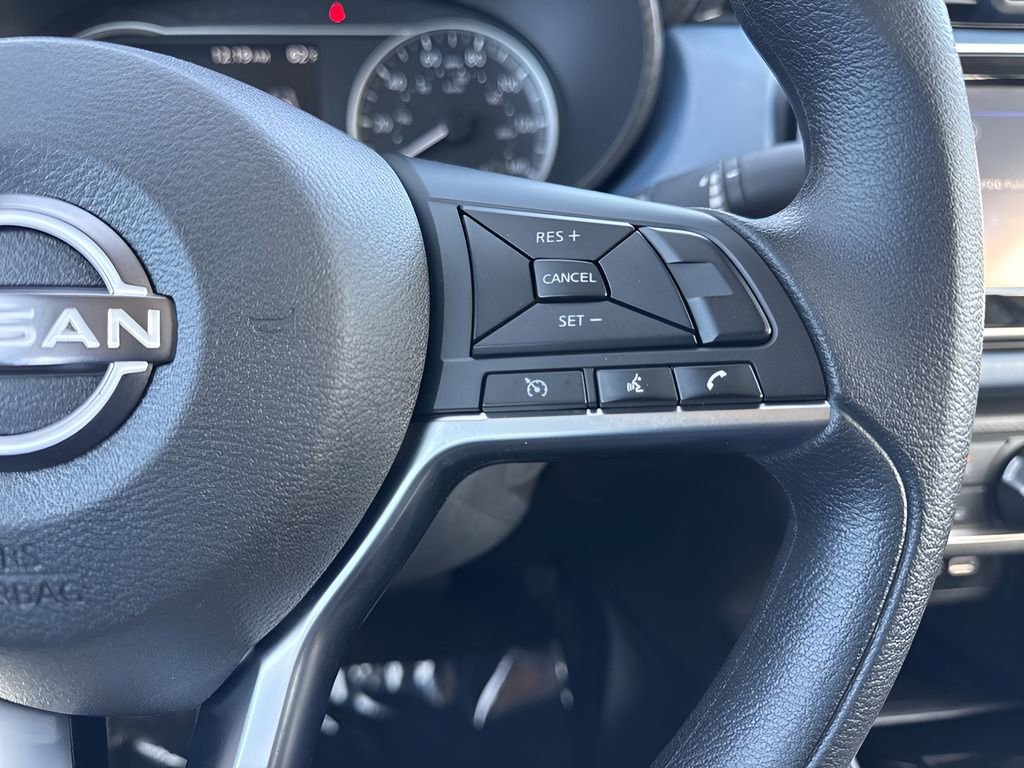 Used 2025 Nissan Versa SV FWD image 14