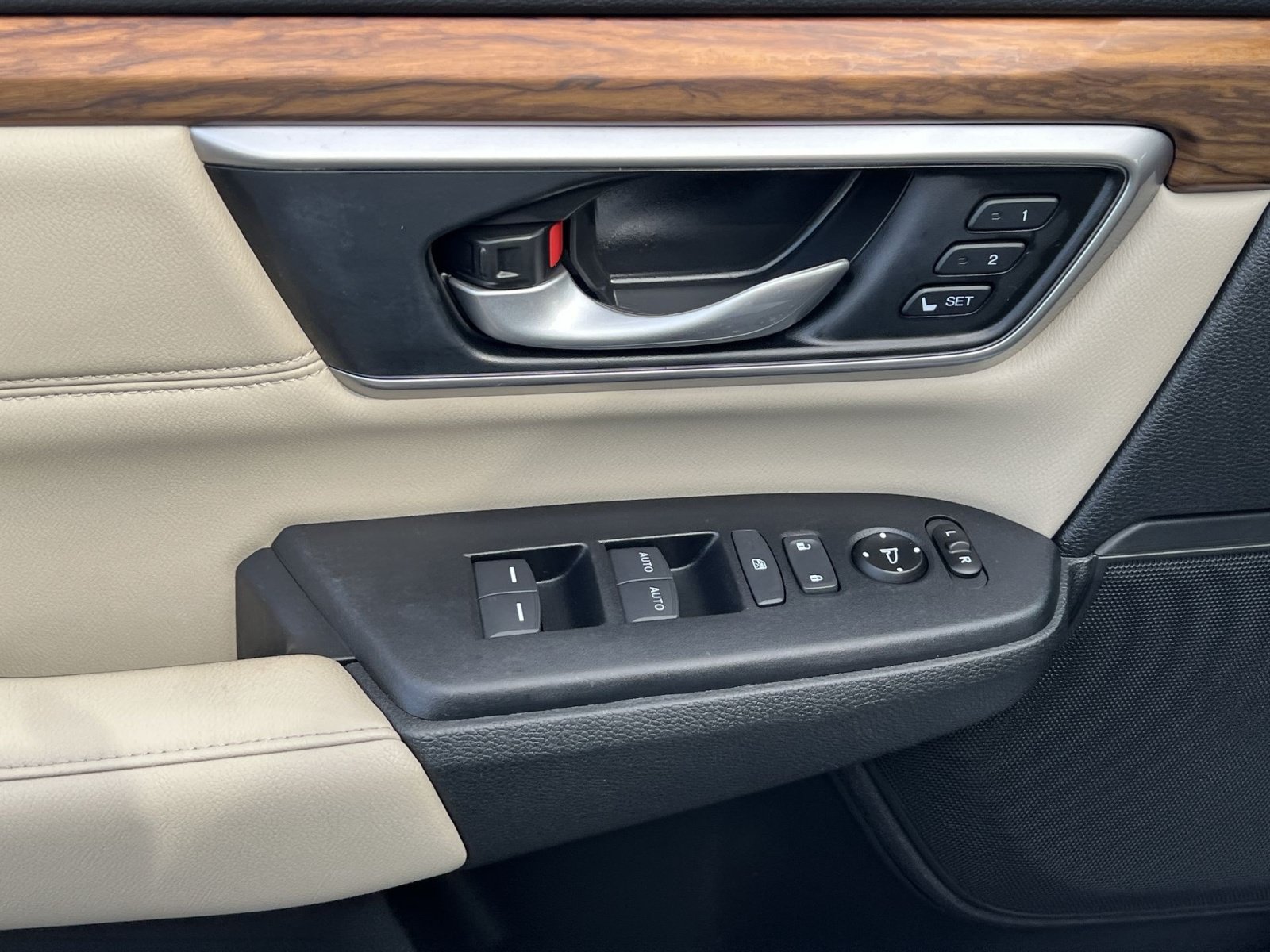 Used 2020 Honda CR-V EX-L image 14