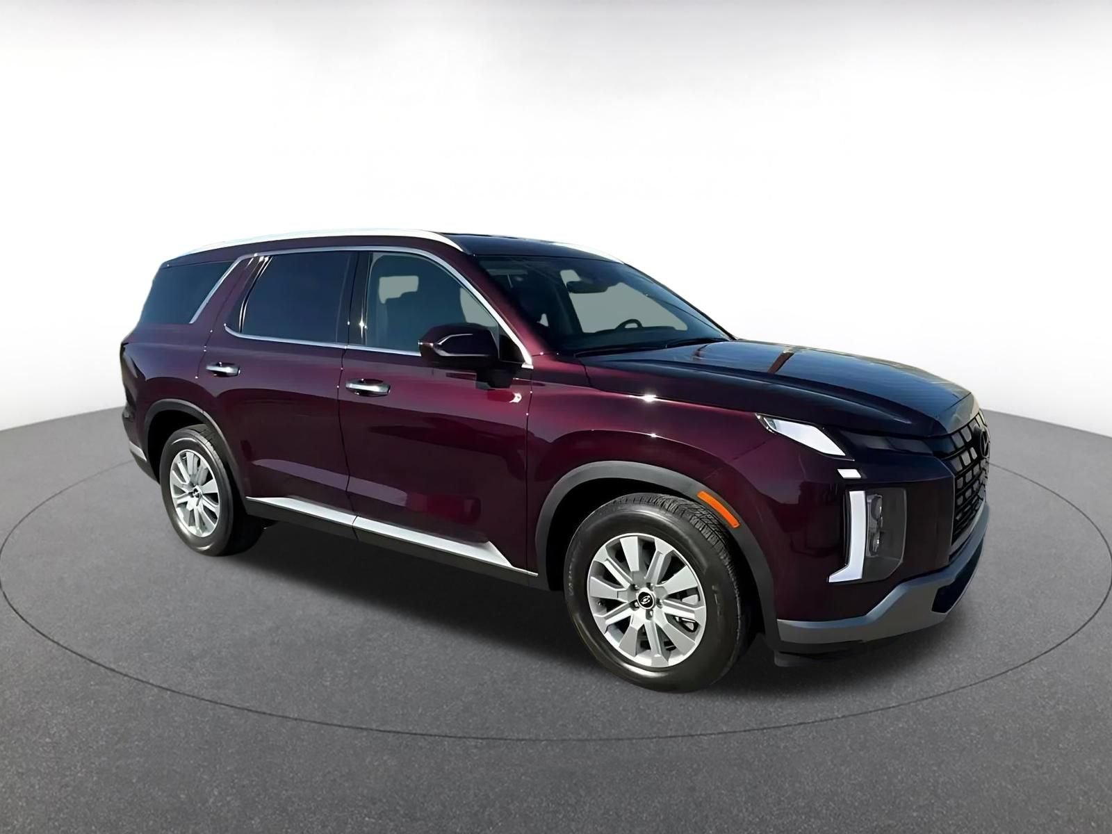 Used 2025 Hyundai Palisade SEL FWD image 2