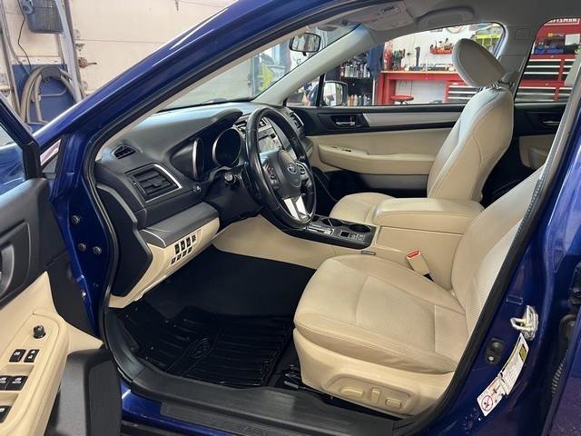Used 2016 Subaru Outback 2.5i Premium AWD/4WD image 6