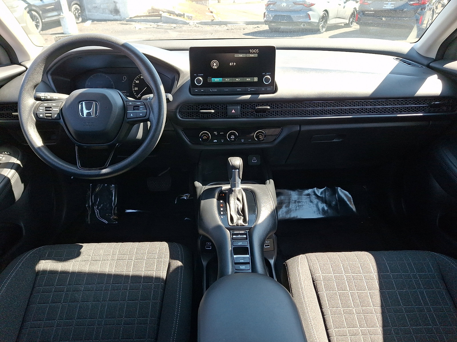 Used 2023 Honda HR-V LX image 11