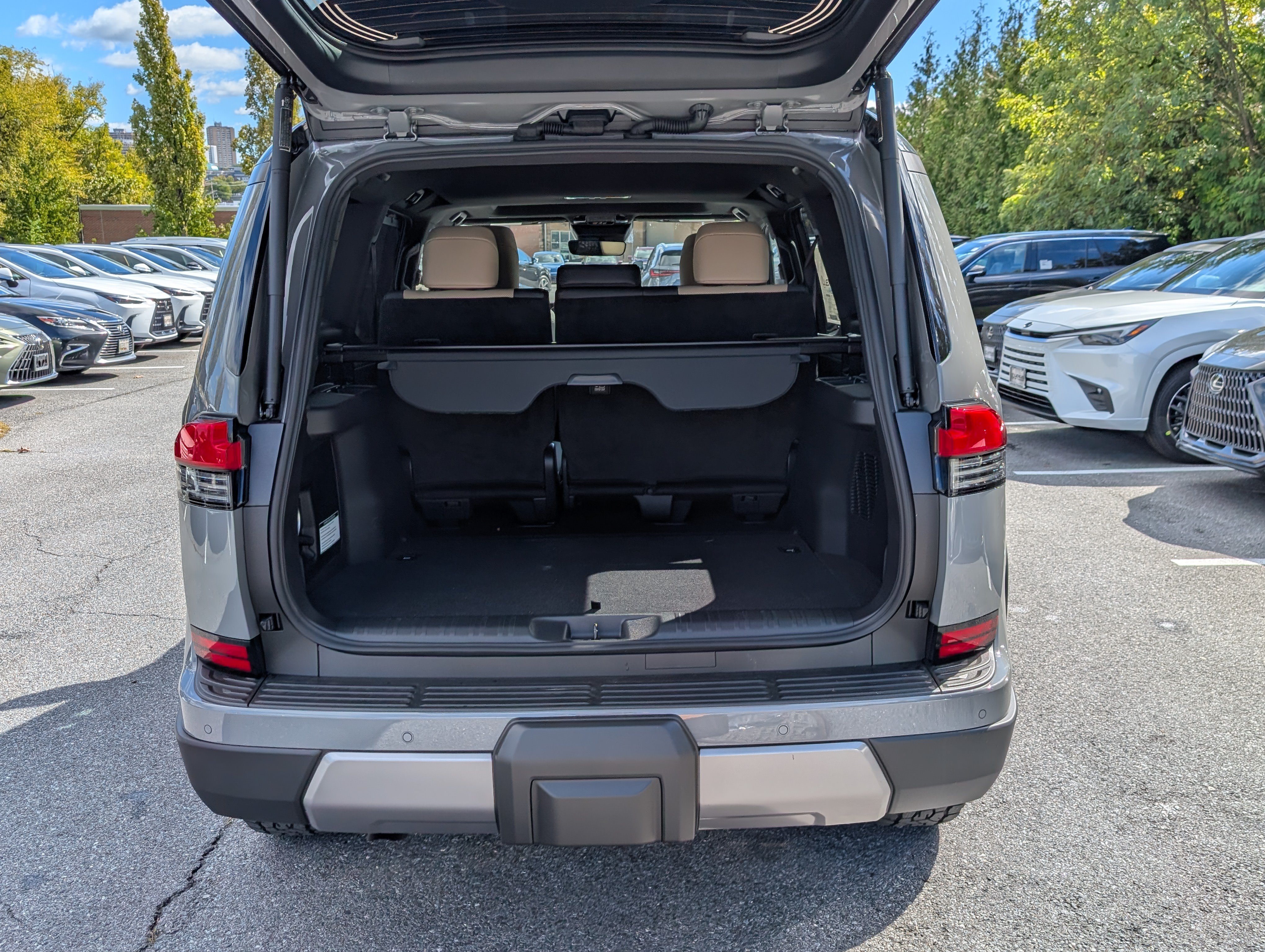 New 2026 Lexus GX 550 AWD/4WD image 9