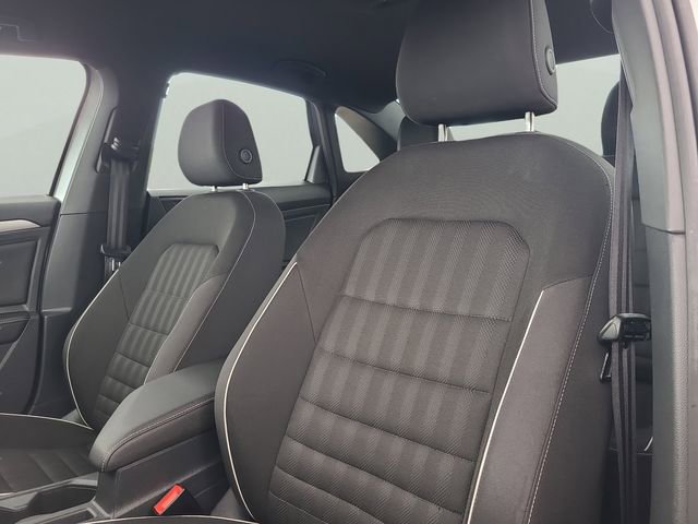 Used 2023 Volkswagen Jetta Sport image 20