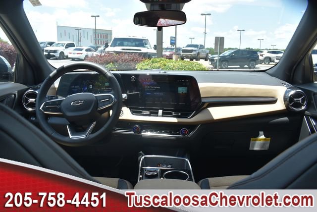 New 2026 Chevrolet Equinox ACTIV FWD image 3