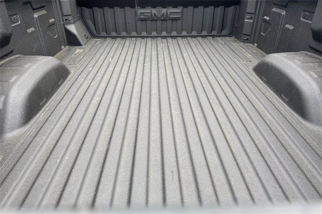 Used 2025 GMC Sierra 3500 Denali image 17