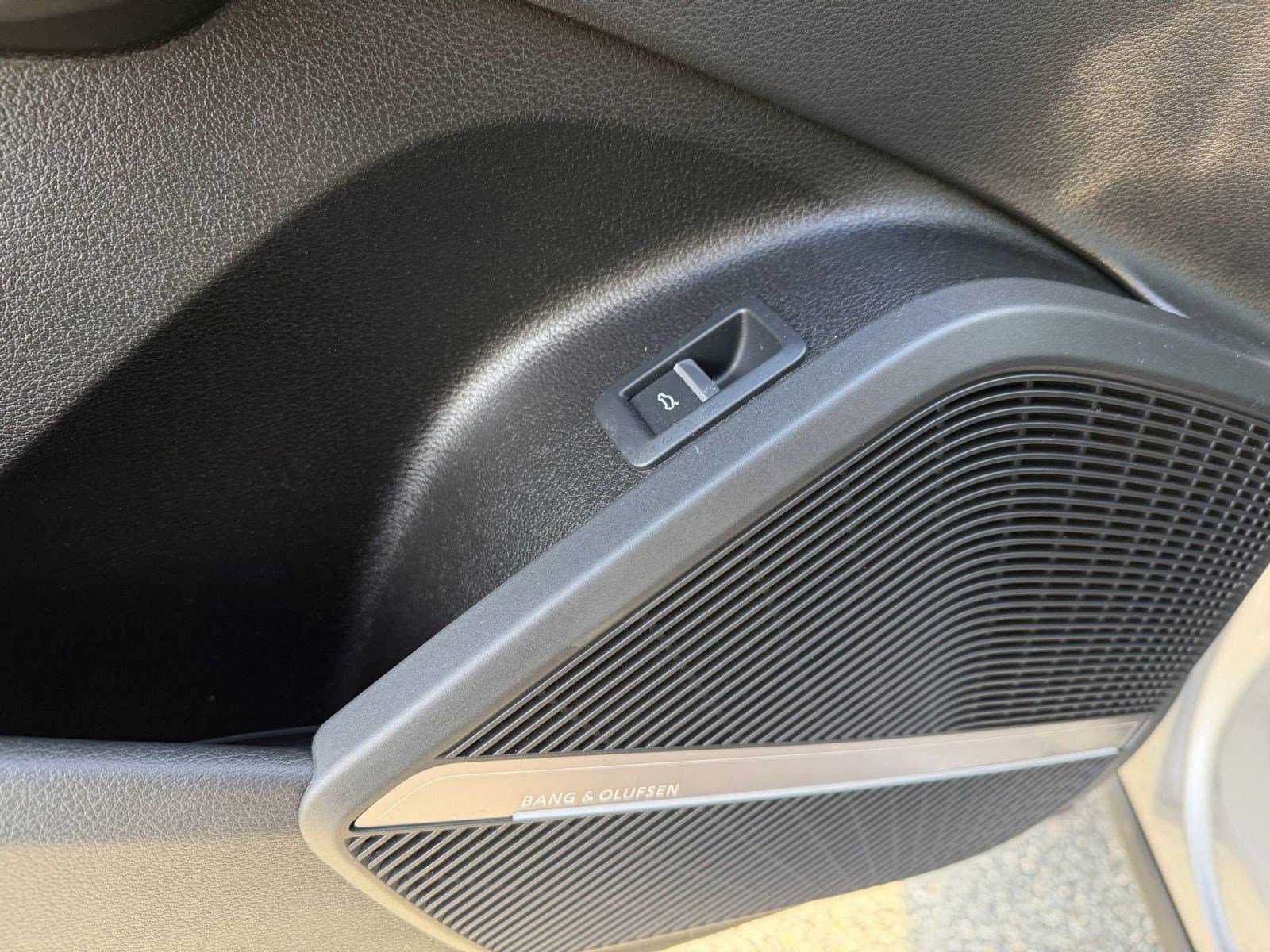 Used 2022 Audi Q5 2.0T Premium Plus image 25