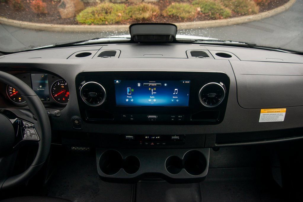 New 2025 Mercedes-Benz Sprinter 2500 image 31