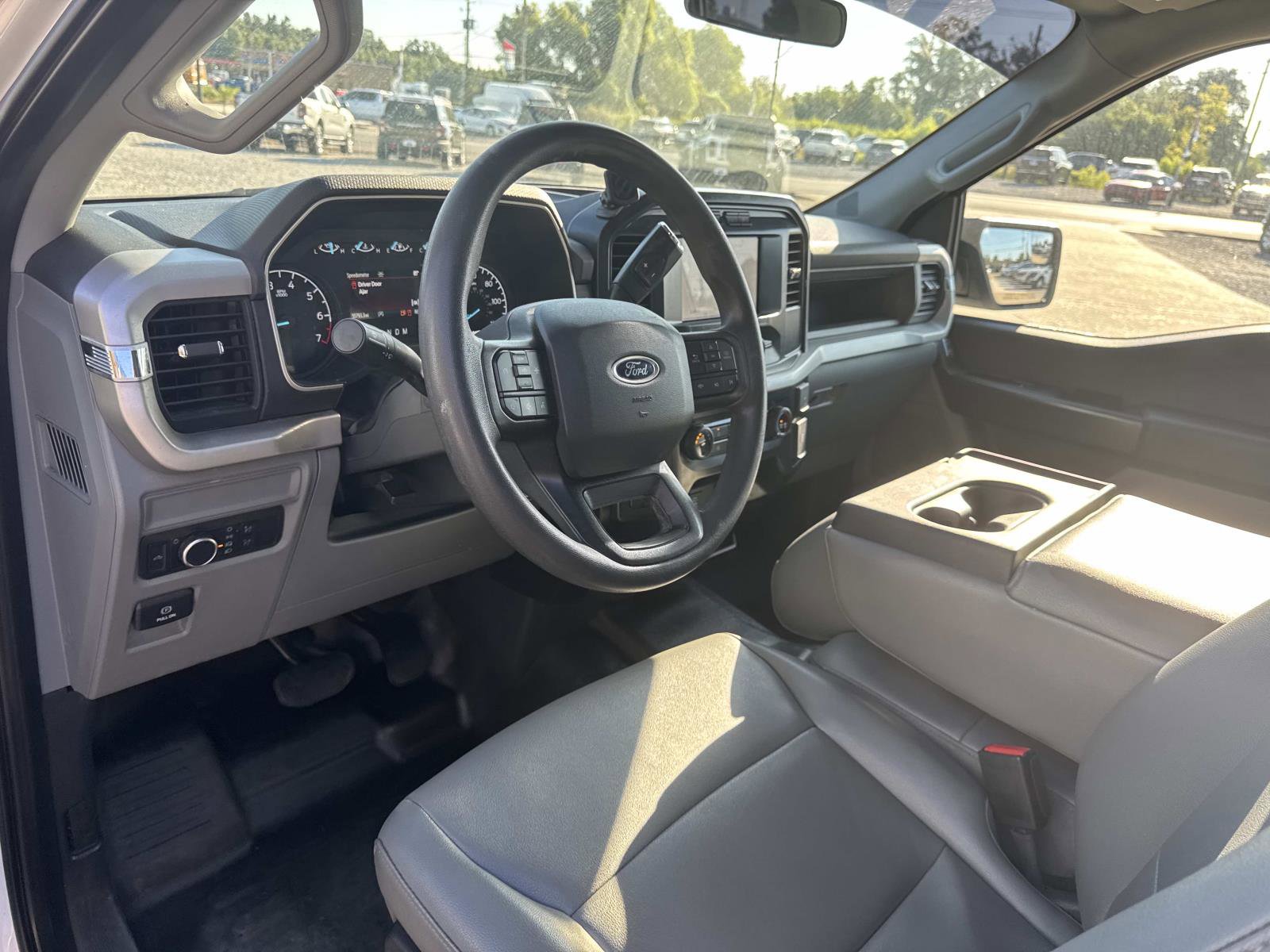 Used 2022 Ford F150 XL w/ Trailer Tow Package image 17