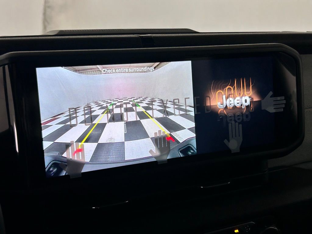 New 2025 Jeep Gladiator Sport image 26