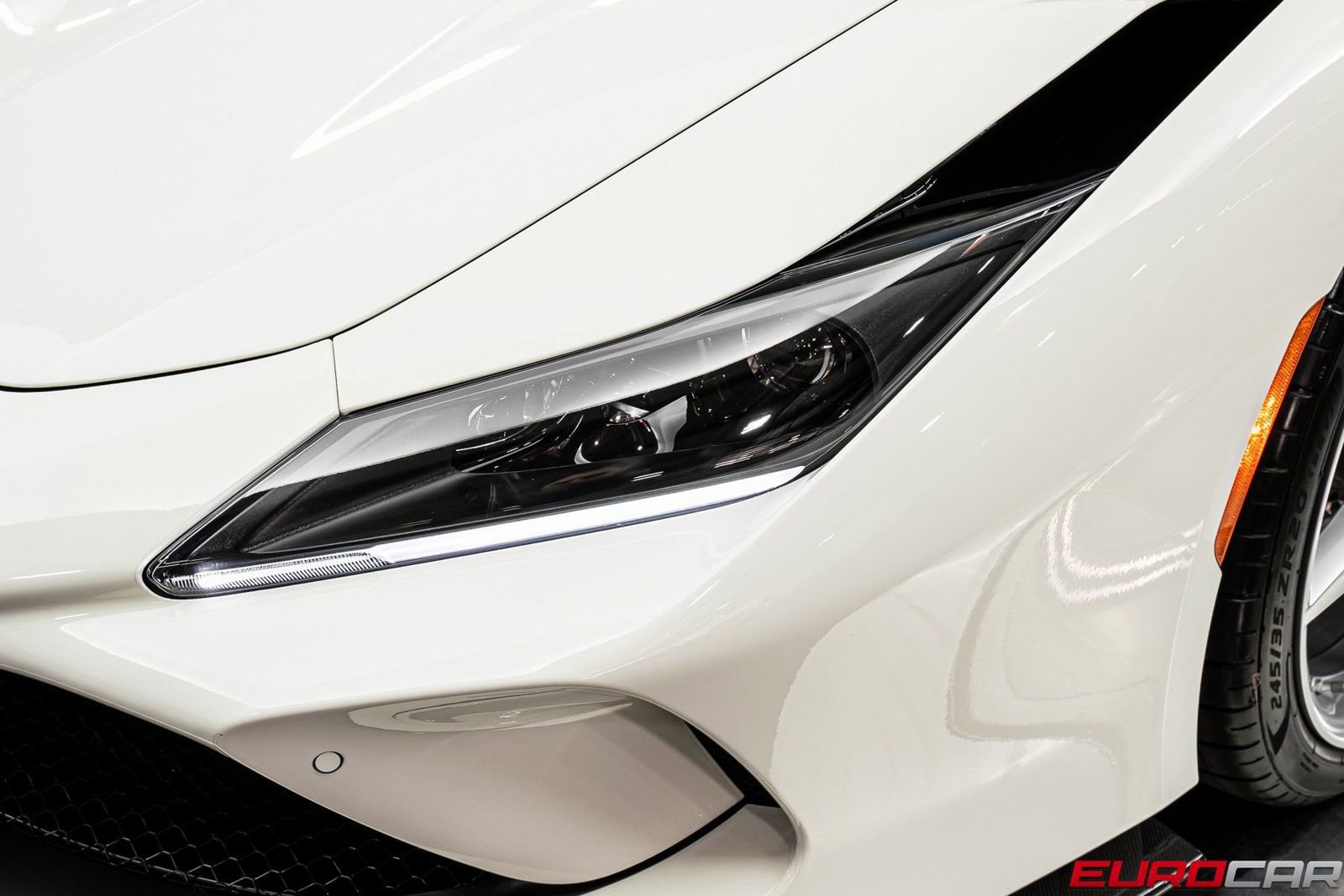 Used 2021 Ferrari F8 Tributo image 13