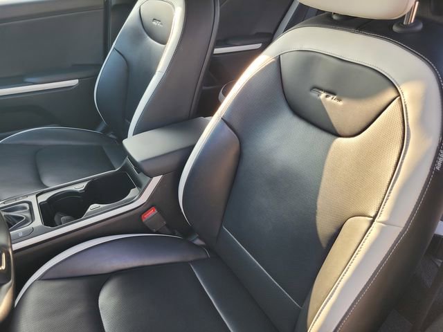 Used 2025 Kia K4 GT-Line w/ GT-Line Premium Package image 11