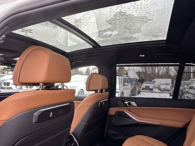 New 2026 BMW X7 xDrive40i w/ M Sport Package image 11