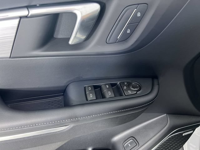 Certified 2026 Buick Enclave Preferred FWD image 23