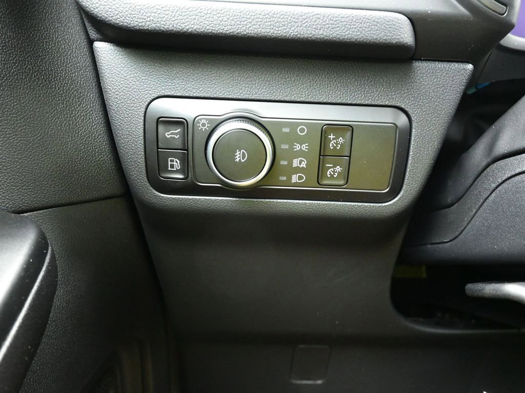 New 2026 Ford Escape SE image 18