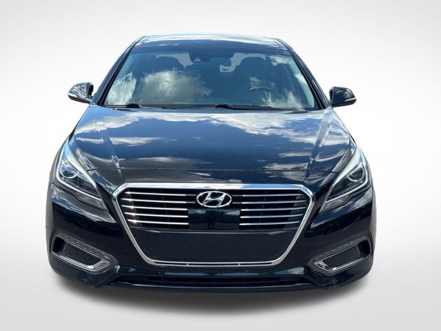 Used 2017 Hyundai Sonata Limited w/ Ultimate Package 02 FWD image 10