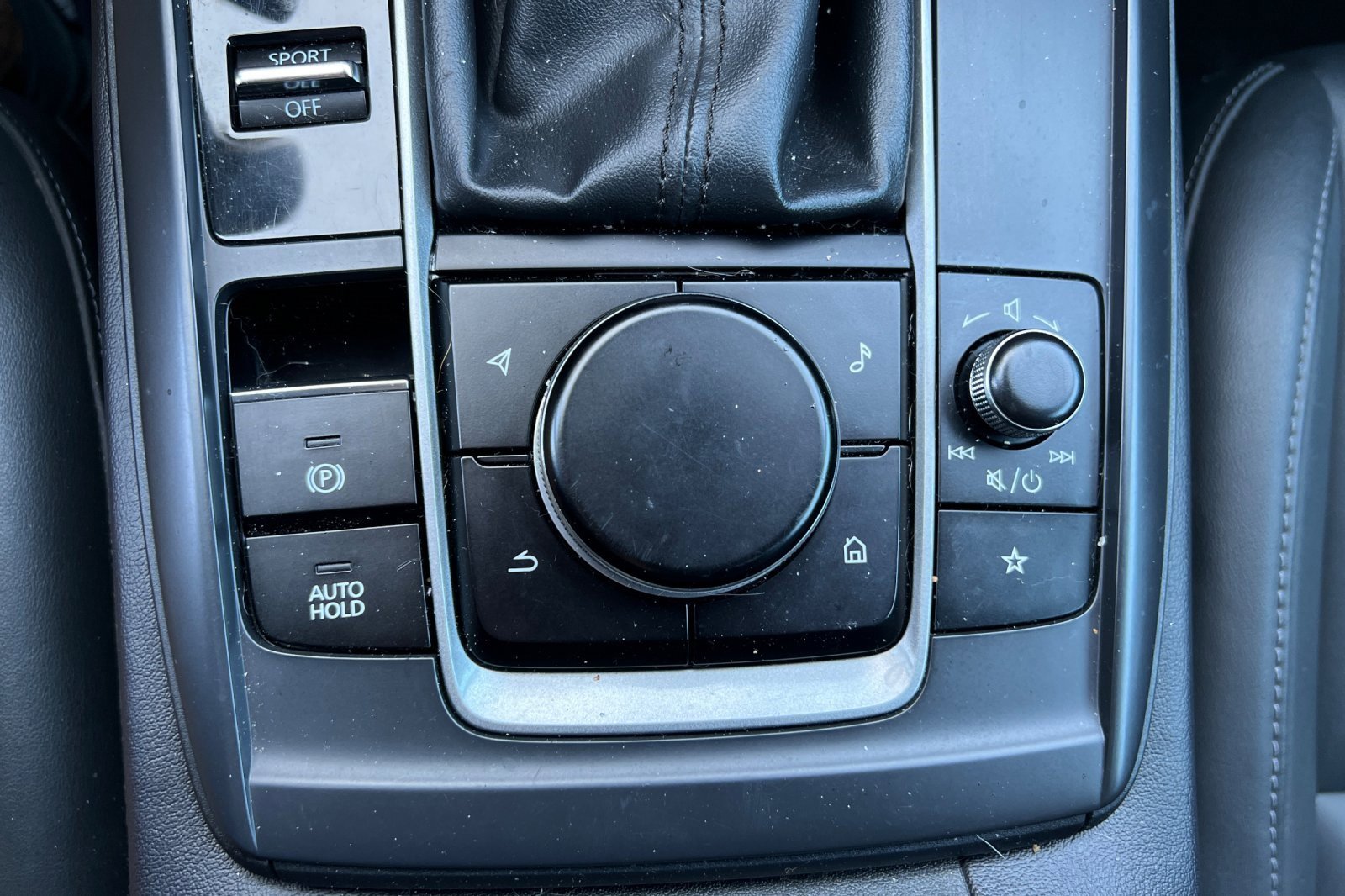 Used 2023 MAZDA CX-30 AWD 2.5 S w/ Select Package image 39