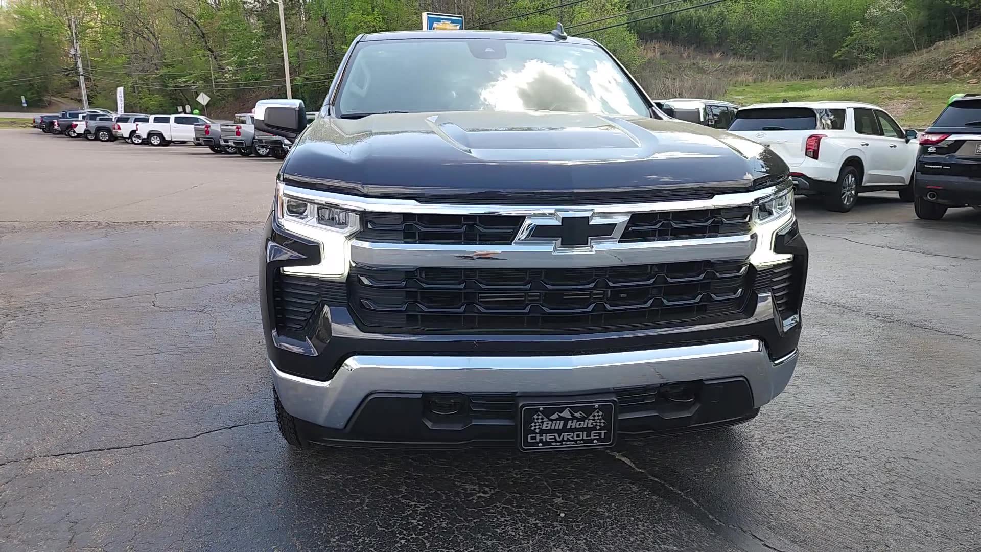 Used 2022 Chevrolet Silverado 1500 LT AWD/4WD image 17