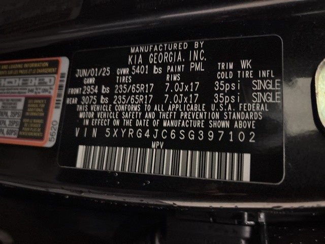 Used 2025 Kia Sorento LX FWD image 32