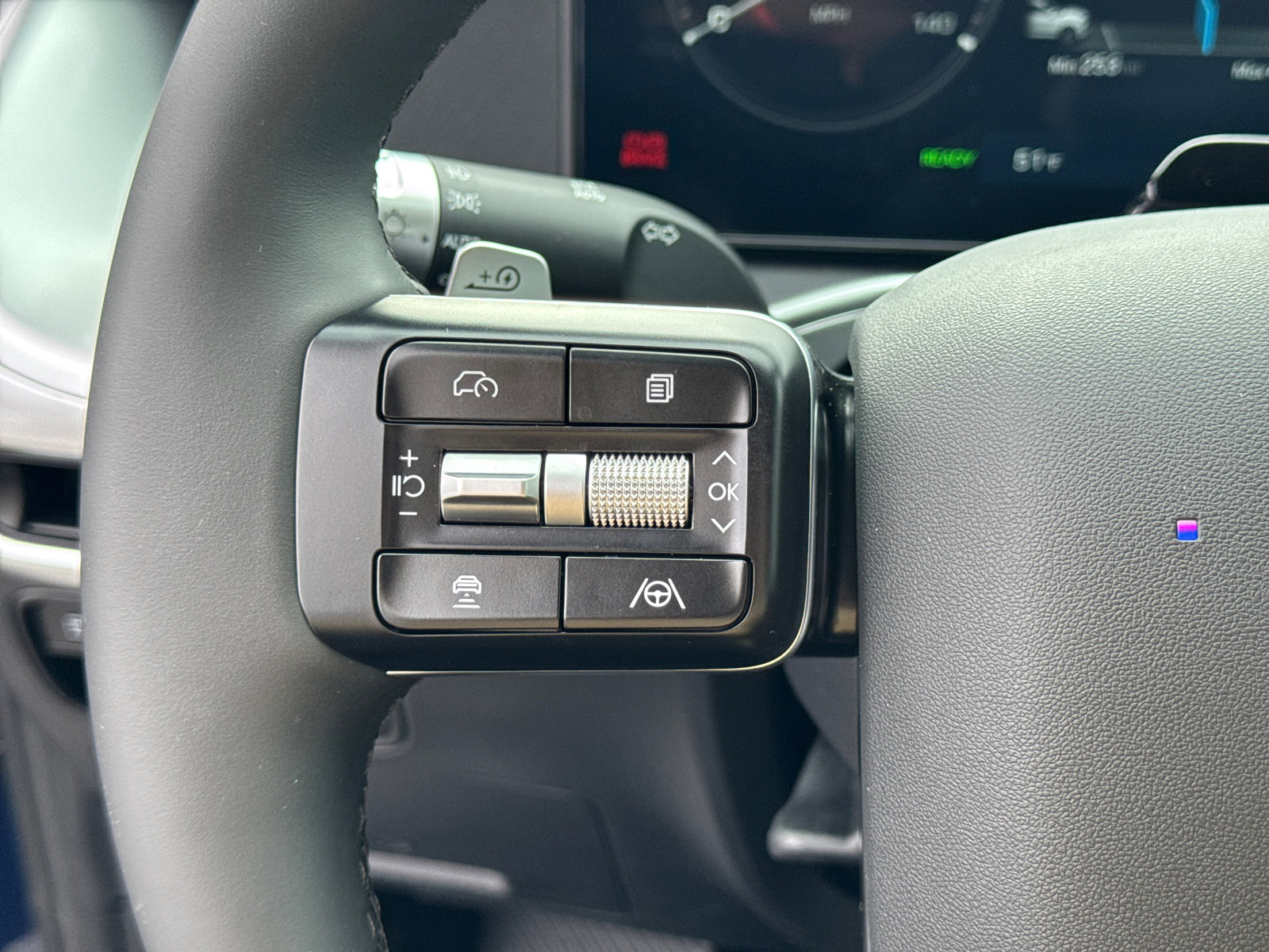 New 2026 Hyundai Ioniq 9 SEL image 17