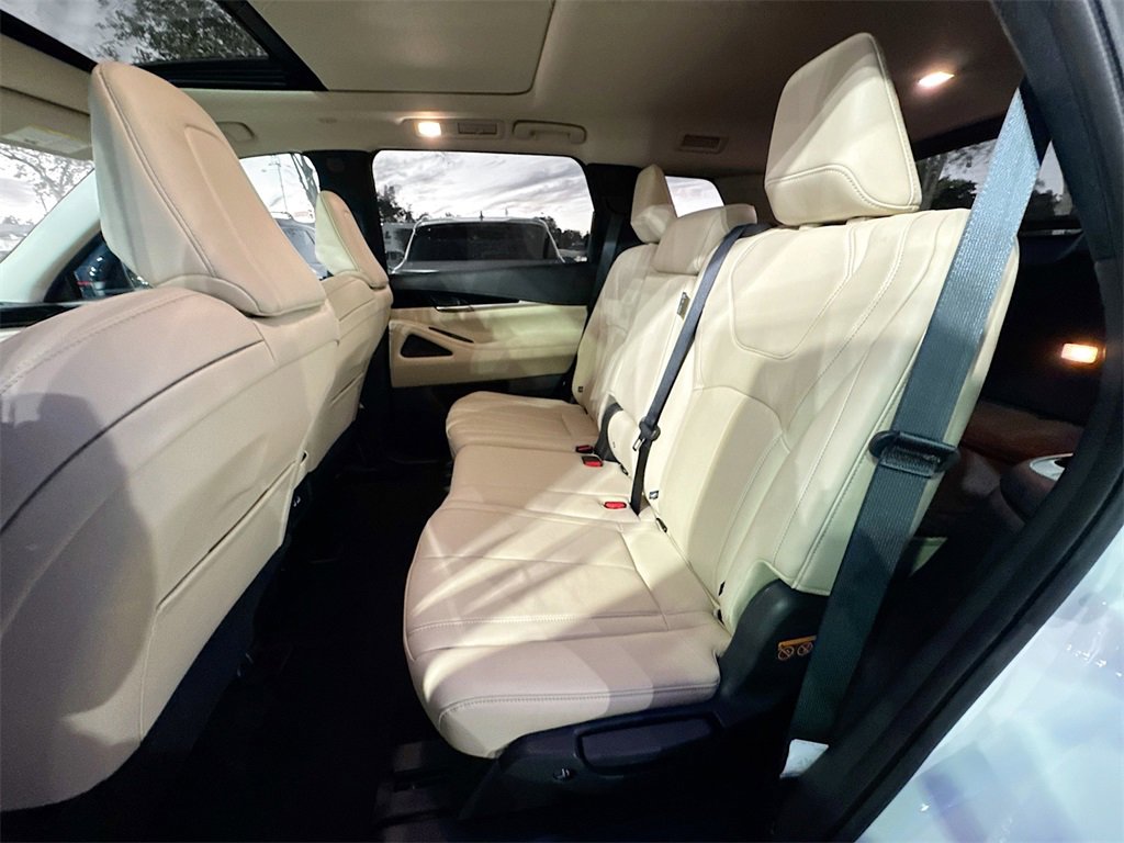 Used 2025 INFINITI QX60 Pure image 25