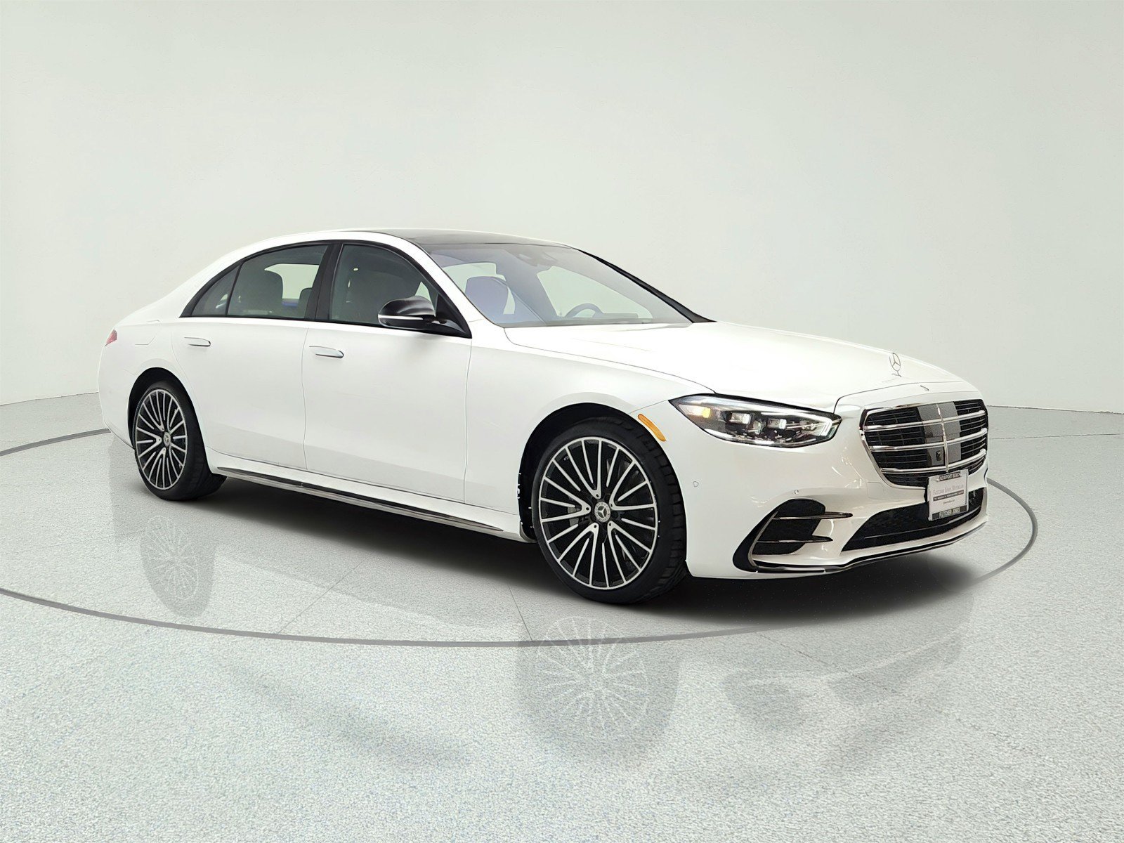 Certified 2024 Mercedes-Benz S 580 4MATIC Sedan image 3