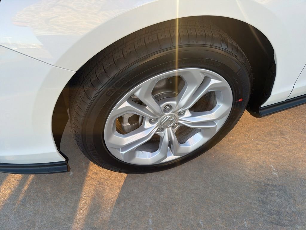 New 2026 Honda Accord LX image 32
