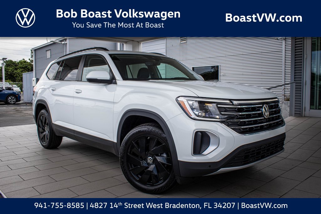 Certified 2025 Volkswagen Atlas SE