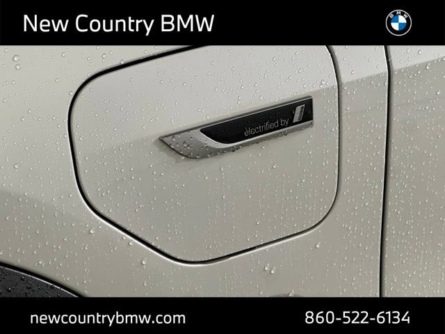Used 2023 BMW X5 xDrive45e w/ Executive Package AWD/4WD image 32