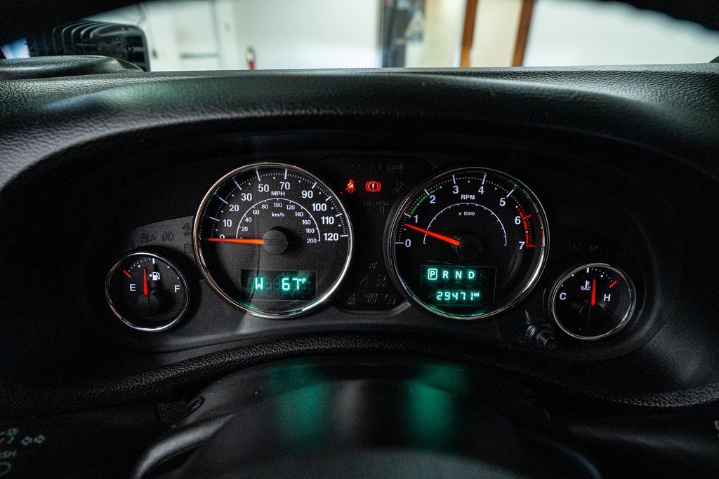 Used 2018 Jeep Wrangler Unlimited Sahara image 41