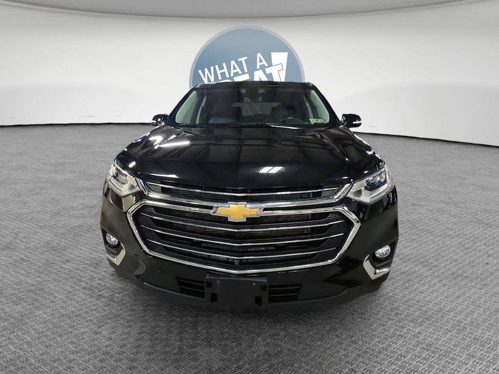 Used 2020 Chevrolet Traverse LT w/ LT Premium Package image 9