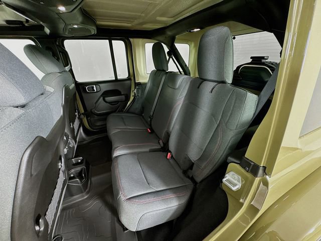 New 2025 Jeep Wrangler Unlimited Rubicon w/ Technology Group image 28