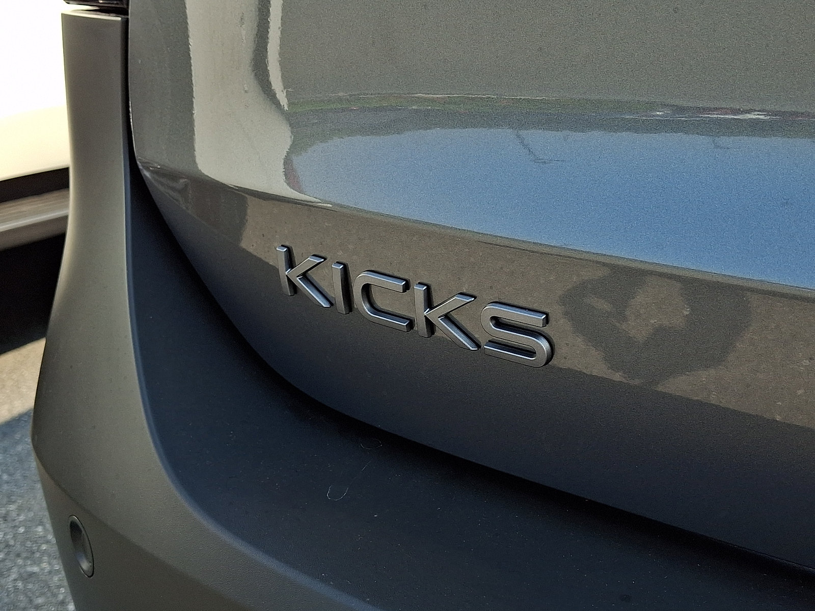 New 2026 Nissan Kicks SV w/ SV Premium Package AWD/4WD image 5