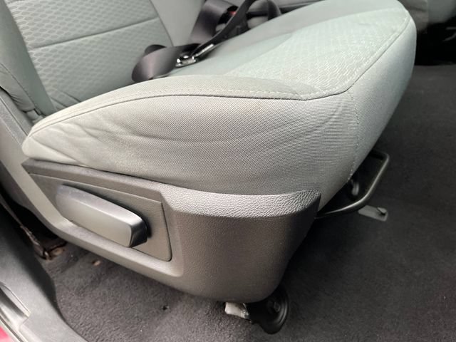 Used 2015 RAM 1500 ST w/ SXT Appearance Group AWD/4WD image 30