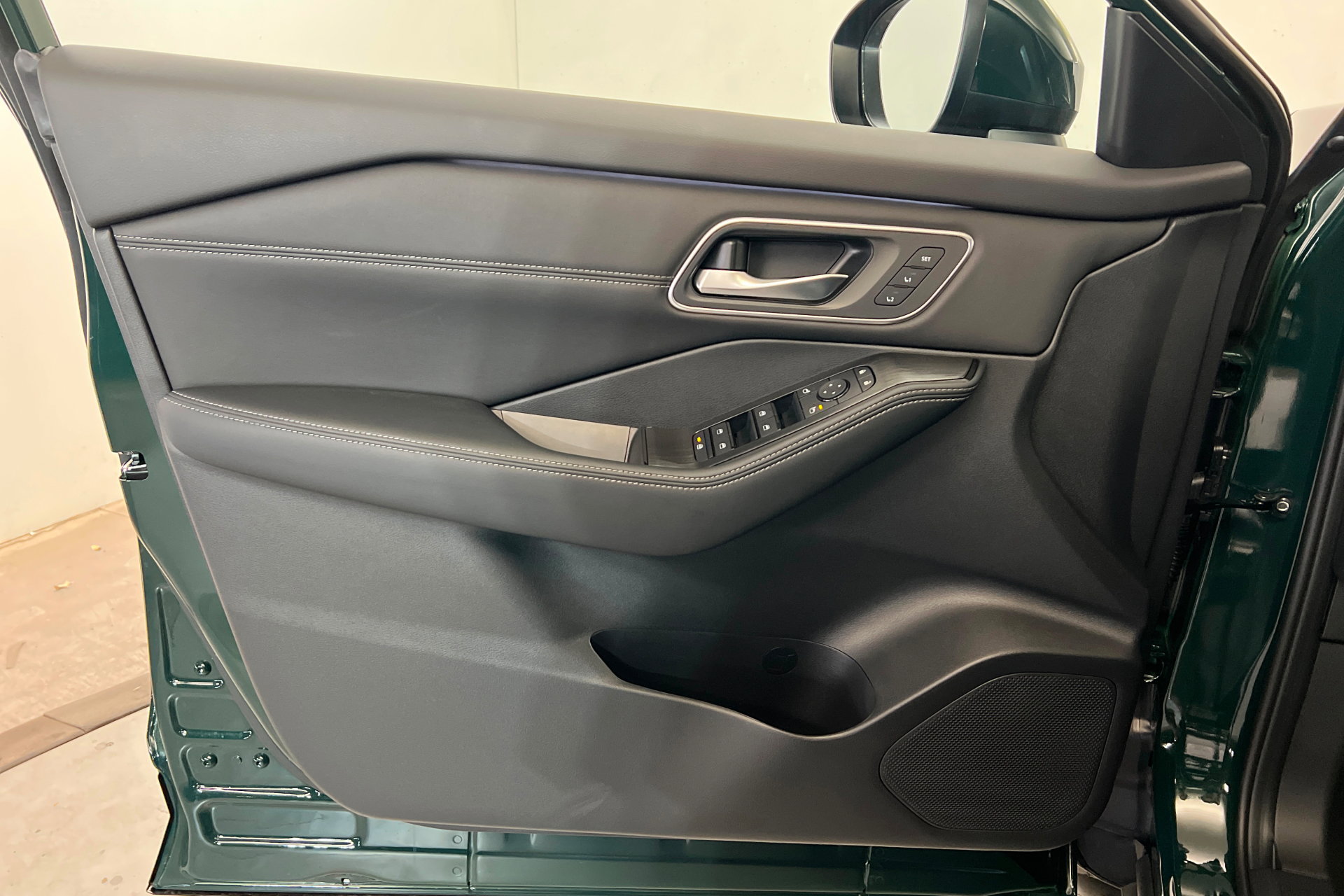 New 2026 Nissan Rogue Platinum w/ Platinum Premium Package image 14