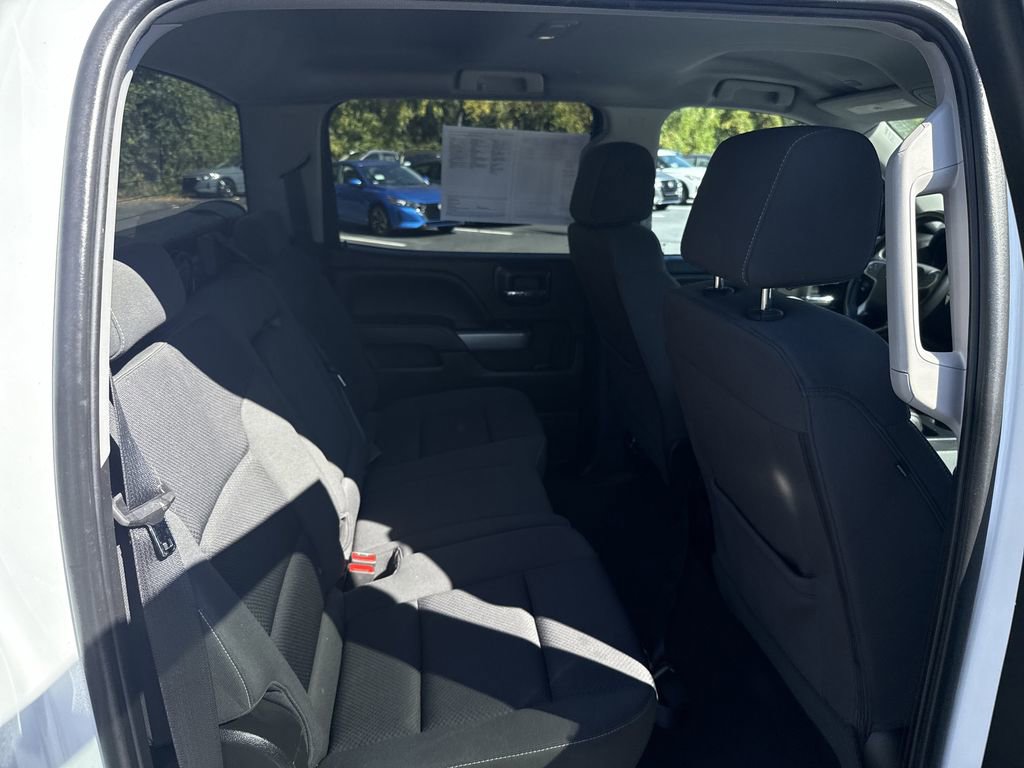 Used 2018 Chevrolet Silverado 1500 LT w/ All Star Edition image 18