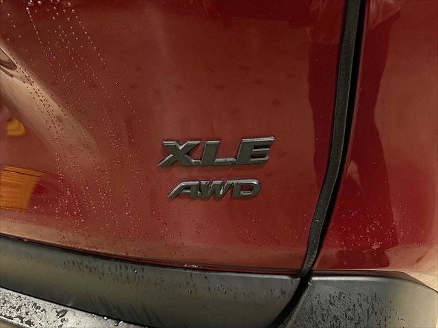 Certified 2021 Toyota RAV4 XLE Premium image 28