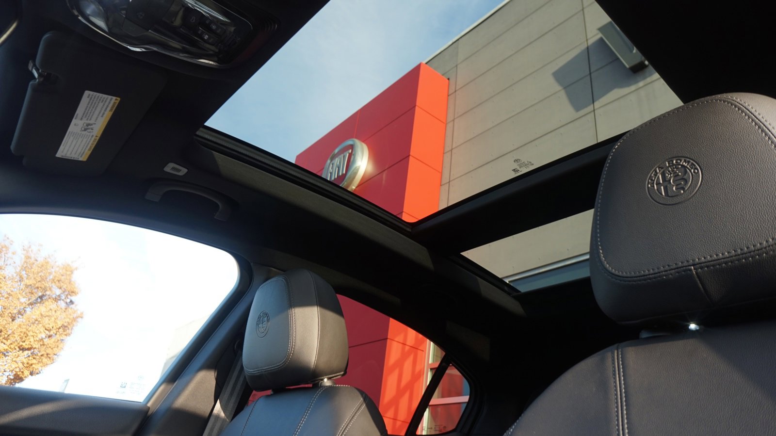 New 2024 Alfa Romeo Stelvio Sprint image 15