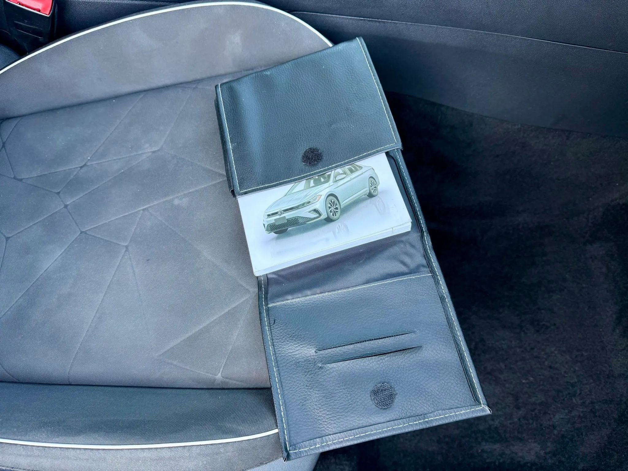 Used 2025 Volkswagen Jetta Sport image 36