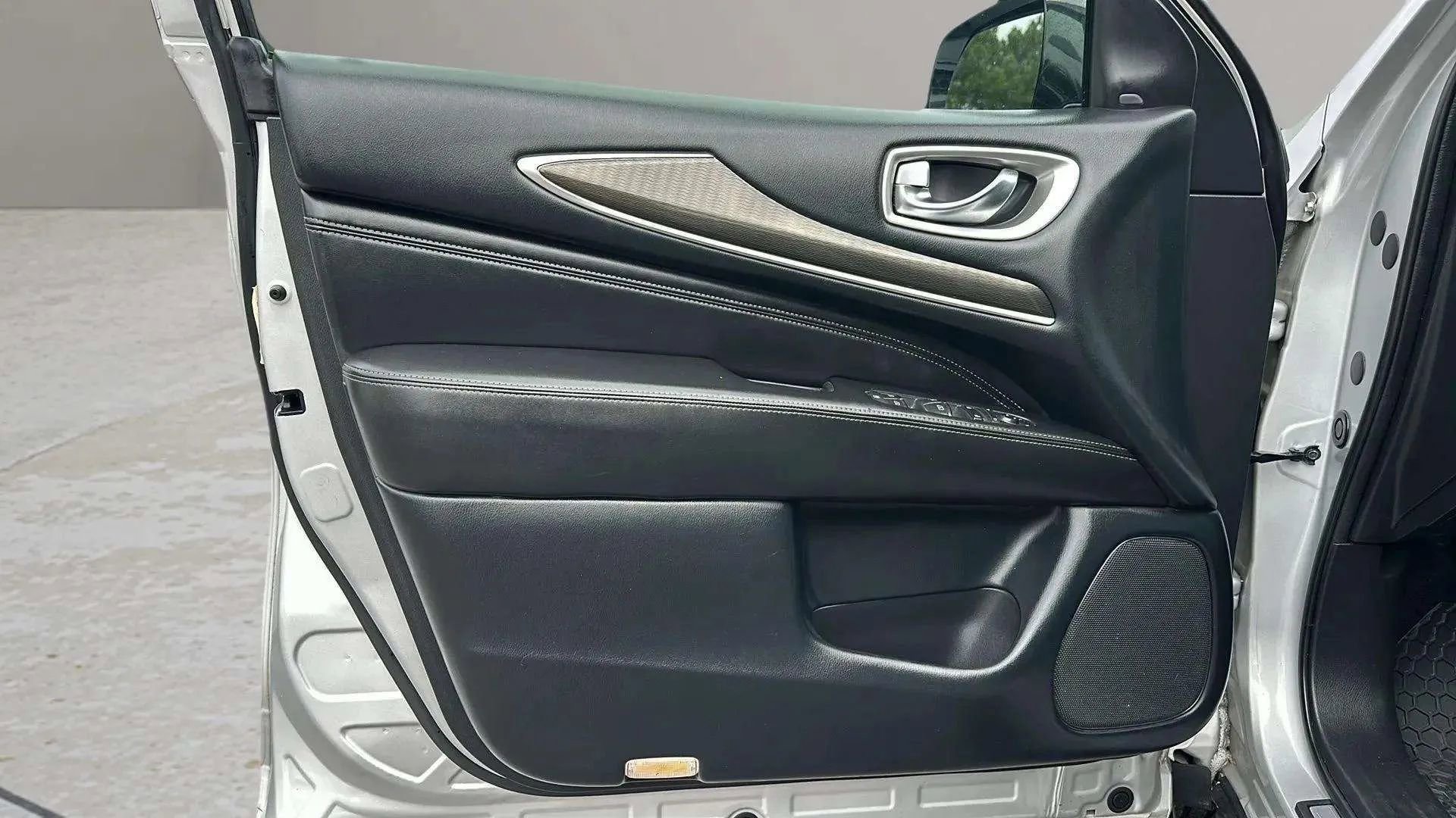 Used 2019 INFINITI QX60 Pure image 13