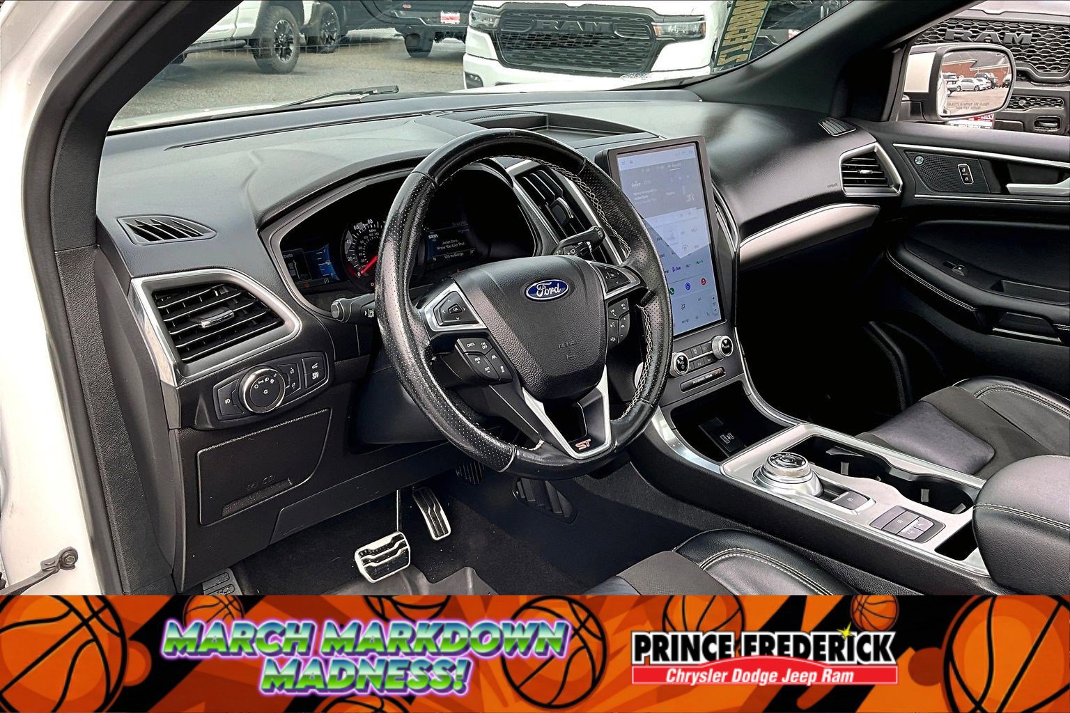 Used 2022 Ford Edge ST w/ Equipment Group 401A image 11