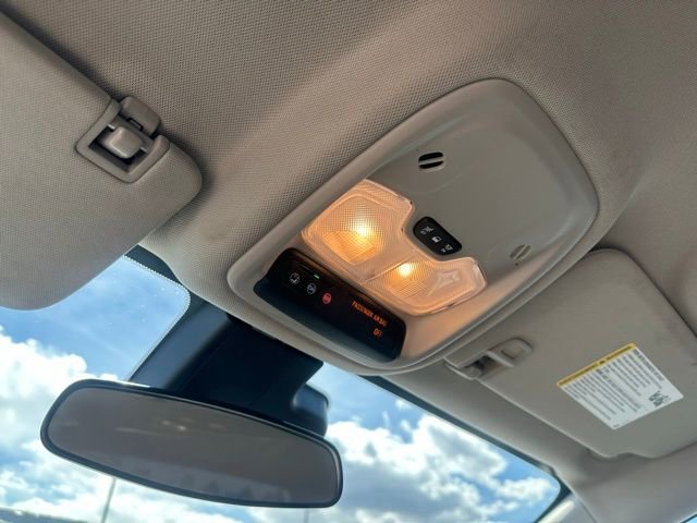 Used 2025 Buick Encore GX Preferred image 13