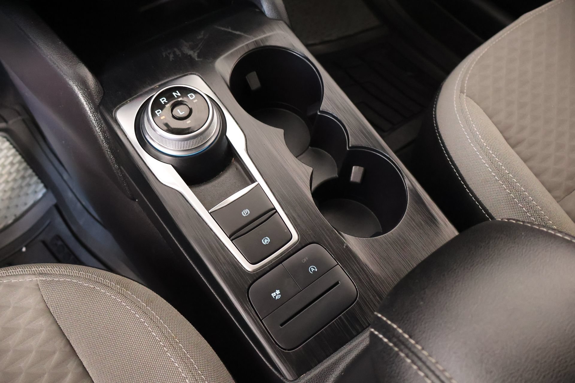 Used 2022 Ford Escape SE w/ Convenience Package FWD image 8