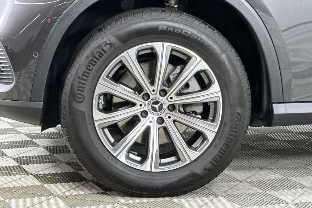 Used 2024 Mercedes-Benz GLC 300 4MATIC image 34