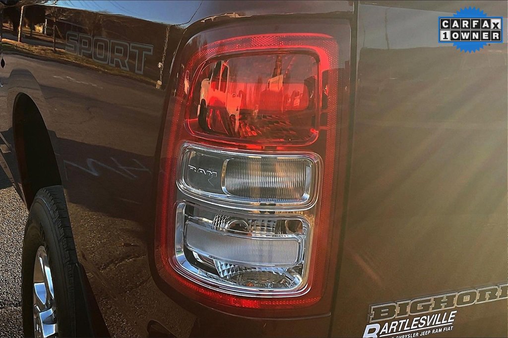Used 2024 RAM 3500 Big Horn w/ Sport Appearance Package image 28