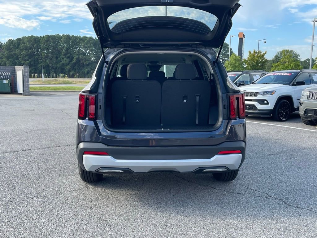 New 2026 Kia Sorento LX FWD image 7