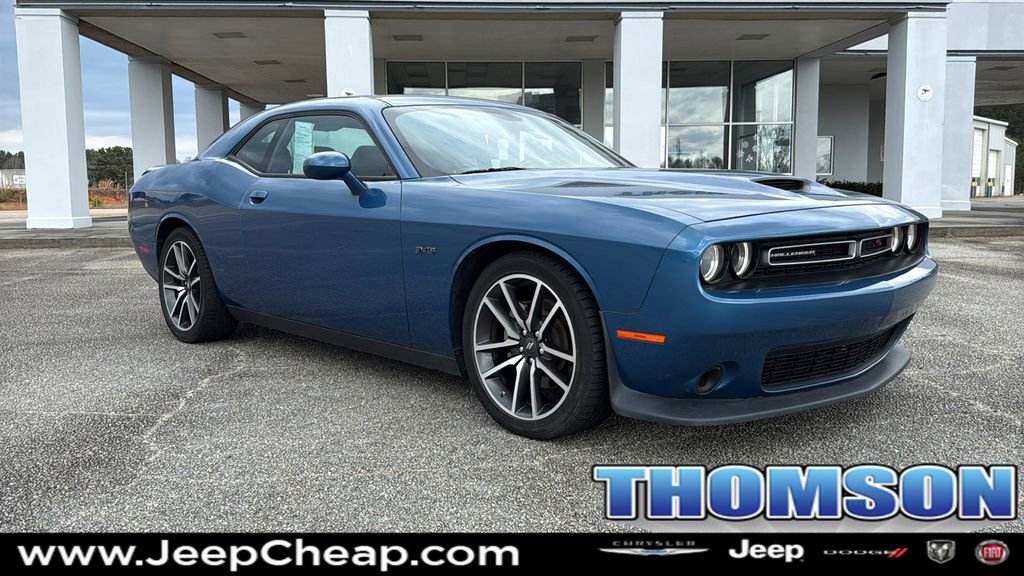 Used 2023 Dodge Challenger R/T image 1